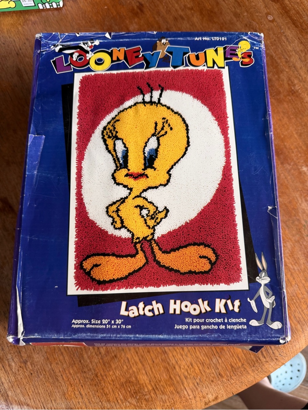 Vintage Looney Tunes 1994 Tweety Spotlight Latch & Hook Kit